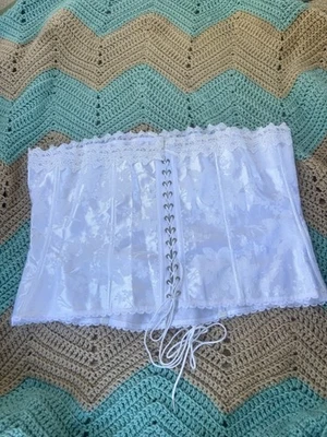 Frederick’s of Hollywood Ribbed Lace Up Front White Corset Women’s Plus Size 5X - Image 1 of 4