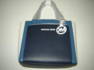 Michael kors Gemma pebbled leather small pocket crossbody messenger --dark - Picture 1 of 3