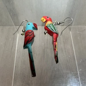 Pendiente de loro madera colgante pájaro tropical tiki viaje vacaciones ligero - Imagen 1 de 7