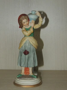Estatuilla de porcelana vintage de Capodimonte, The Farmer Woman - Imagen 1 de 12