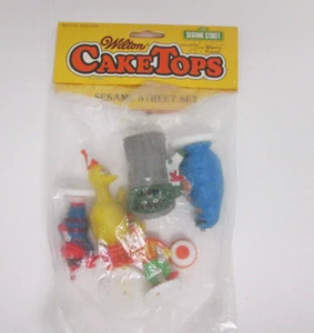 Vintage 1980 Wilton SESAME STREET Cake Toppers Birthday Bert Ernie Cookie Oscar - Picture 1 of 6