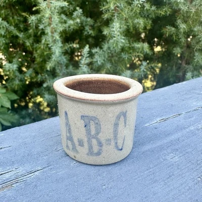 Vtg Stoneware Painted ABC Crock Toothpick Holder Blue Grey Miniature Dollhouse - Image 1 of 4