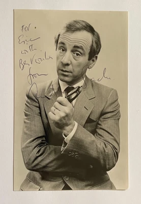 Andrew Sachs - Fawlty Towers - Original Hand Signed Autograph - Image 1 of 3