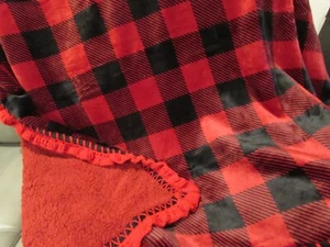 Oversize Reversible Plush Sherpa Throw Blanket Red Crochet - Picture 1 of 9