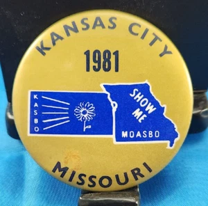 Vintage Pin Button 2.25" Kansas City Missouri FREE SHIPPING! - Picture 1 of 2