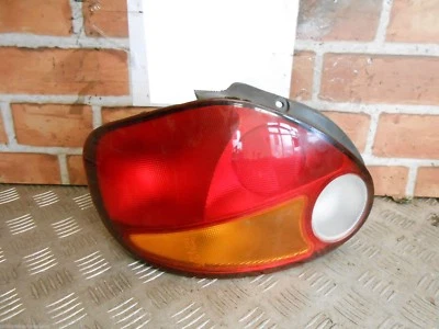DAEWOO MATIZ 1999 NSR LADO PASAJERO FRENO TRASERO LUZ TRASERA CLÚSTER 03-2050-4239  Foto 1 de 3