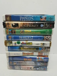 Disney children's Mixed Studio Clam shell lot of 10 VHS Cassette Tapes - Picture 1 of 7