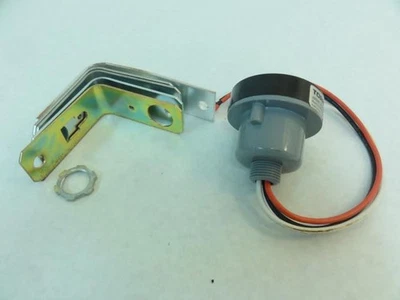 181982 New-No Box; Tork 2421 Receptacle; 480VAC; 15A - Image 1 of 3