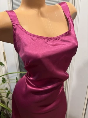 De Colección Camisón Satinado Vestido Fucsia Negligee Frambuesa Camisón Negligee M Foto 1 de 4