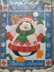Design Works Snowball Penguin #5111 Felt Applique Wall Hanging Kit 15x18  - Picture 1 of 7