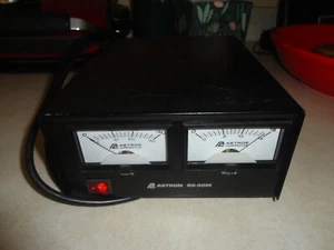Astron SS Series Switching Power Supplies SS 30 - Zdjęcie 1 z 6