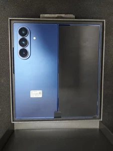 Samsung Galaxy Z Fold7 - 512GB - Shadow Blue - Entsperrt - Neuwertig - Bild 1 von 7