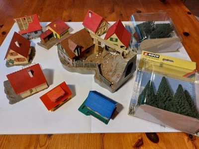 H0 Gebäude , Bäume , Wassermühle , Faller , NOCH Konvolut  - Bild 1 von 4