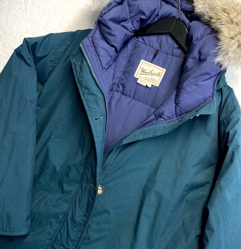 Chaqueta parka con capucha de piel de coyote plumón de ganso verde azulado británico Woolrich vintage para mujer L Foto 1 de 4