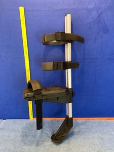 IWalk ? Hands Free Knee Crutch Canada Leg Inc  RETAILS FOR 450$ - Picture 1 of 18
