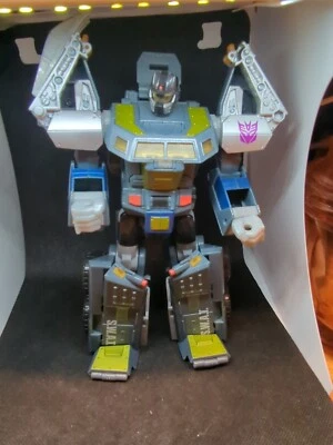 Transformers Universe Onslaught  - Image 1 of 2