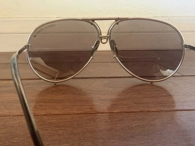 Gafas de sol vintage Porsche Design Carrera Aviator Austria doradas con estuche Foto 1 de 4