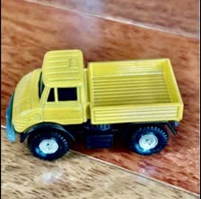 VTG  1978 TOMICA 1:70 MERCEDES UNIMOG F41 JAPAN EXCELLENT - Image 1 of 4