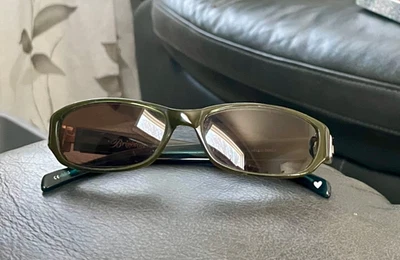 Gafas de sol Brighton Hello Dolly ovaladas envolventes marrones 53-16-135 corazones y remolinos B127 Foto 1 de 4