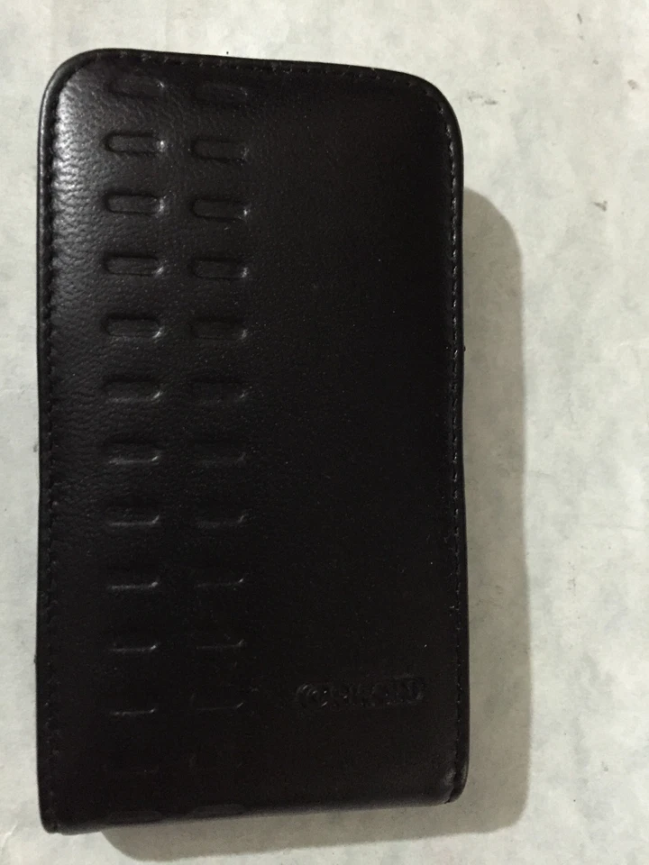 Funda Deslizable Cuero Negra con Clip para Cinturón para iPhone 4 4s Foto 1 de 3