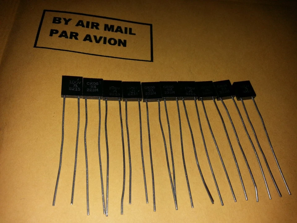 ¡CONDENSADORES DE CERÁMICA 20 un. NOS AVX CK06223M 22nF 0.022uF 100V HQ MIL SPEC! Foto 1 de 1