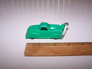 Vintage MANOIL Green Hard Plastic Tow Truck P-10 U.S.A. - Picture 1 of 7