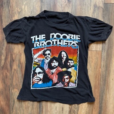 Camiseta De Colección 1979 The Doobie Brothers Tour ORIGINAL Rock Concierto Camiseta Rara Foto 1 de 4