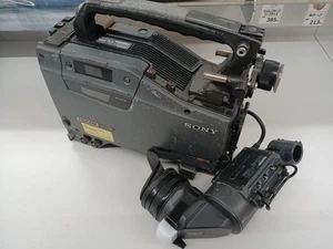 Sony HD Camcorder With Viewfinder HDW-750 HDVF20A Junk Used - Picture 1 of 11