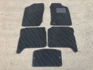 Toyota Hilux Surf 185 Series Floor Mats Black Wave New Japan JDM SUV 1995-2002 - Picture 1 of 4