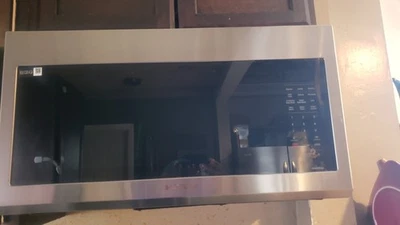 Horno Smartthing Samsung Over The Range 1,7 cu Foto 1 de 4