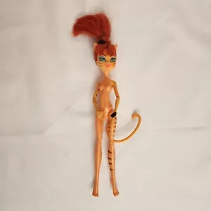 Monster High Toralei gestreifte Puppe 2011 fehlende Kleidung hat Schwanz - Bild 1 von 14