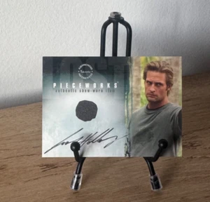 LOST SEASON 1 (2005) - PWA-2 Josh Holloway (Sawyer Ford) AUTOGRAPH PIECEWORKS!! - Bild 1 von 4