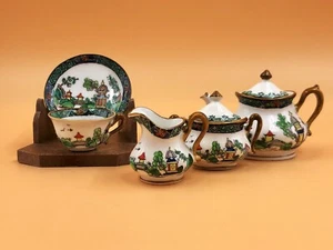 Crown Staffordshire Chinese Willow/Ye Olde Willow oriental miniature teaset. - Picture 1 of 7