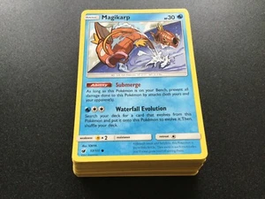 42x Antiguo Pokemon Sol y Luna Carmesí Invasión Paquete con Raras - Juego de cartas coleccionables 2017 - Imagen 1 de 7