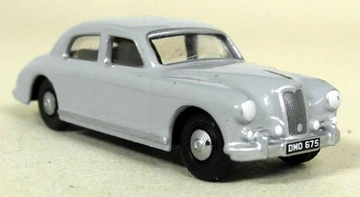 Base Toys 1/76 OO Scale - C503 Riley Pathfinder In Grey Plastic Model Car - Image 1 of 4