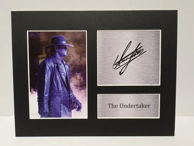 Imagen autógrafa firmada impresa de HWC Trading The Undertaker Gifts USL Foto 1 de 4
