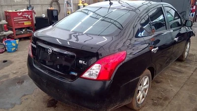 (LOCAL PICKUP ONLY) Back Glass Sedan Fits 12-19 VERSA 6780857 Foto 1 de 4