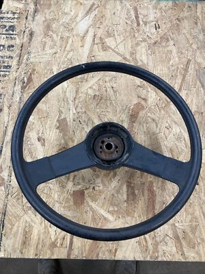 Chevy Chevette Scooter Pontiac T1000 1978-87 volante negro original GM  Foto 1 de 3