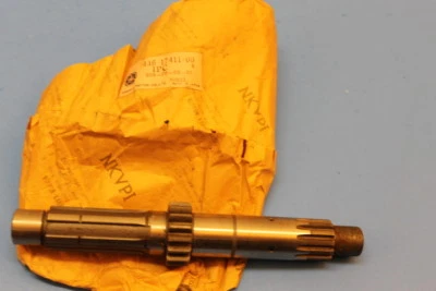 NOS YAMAHA MX250 MX360 MAIN AXLE PART# 446-17411-00-00 - Image 1 of 4