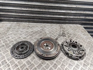 PEUGOET 108 COMPLETE FLYWHEEL & CLUTCH KIT 320052210 2014 - 2022 - Picture 1 of 9