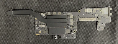 Apple MacBook Pro 13" A1708 2016 Logic Board i5 2.0GHz 8GB RAM OEM - Image 1 of 3