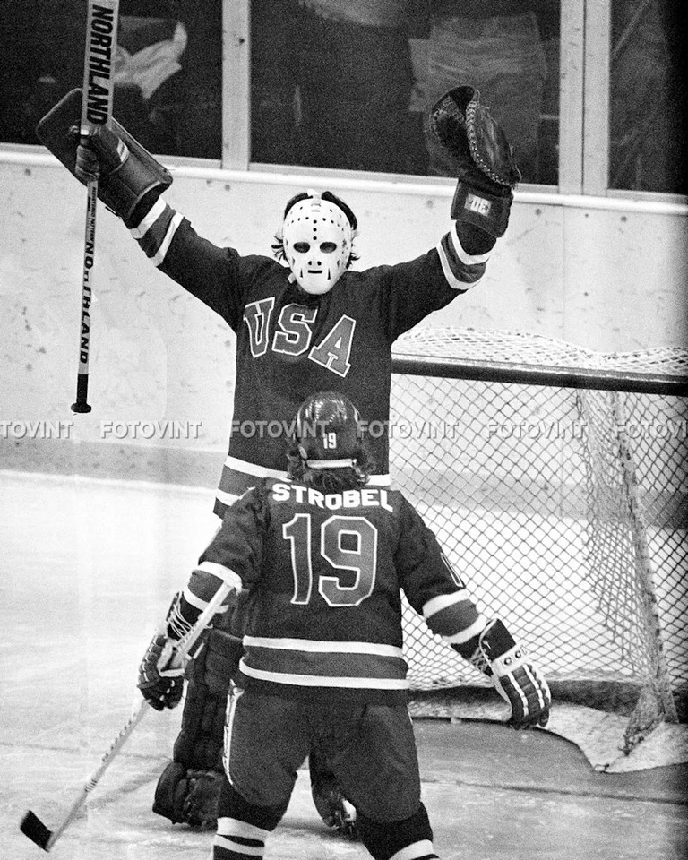 JIM CRAIG Photo Picture 1980 OLYMPICS Gold Medal v Finland 8x10 or 11x14 (JC8) - Image 1 of 1