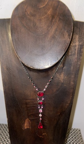 Collana Givenchy Vintage Ciondolo Pietre Rosso Rosa Catena Metallo Nero Firmato Logo