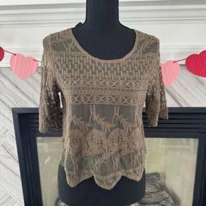 Say What? Medium Green Lace Crop Top - Picture 1 of 4