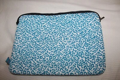 Estuche de viaje/computadora Fresh Up de neopreno con cremallera superior azul/blanco con estampado de animales 14" X 1 Foto 1 de 3