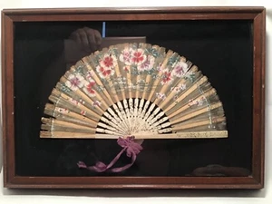Vintage Folding Paper Fabric Fan In Shadowbox 15 3/4 x 11 3/4 - Picture 1 of 12