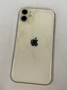 USED Grade C iPhone 11 | 256GB | White | Cracked Back I Aftermarket I LCD Faulty - Picture 1 of 4