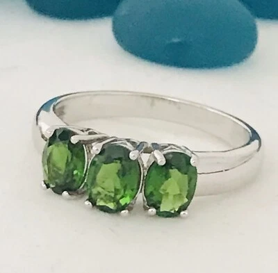 Anillo de plata de ley chapado en rodio diopsido cromado genuino de 2,00 ctw talla 11 Foto 1 de 4