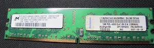 Micron MT16HTF12864AY-53ED4 1GB Memory RAM PC2-4200U-444-12-E0 DDR2-533Mhz - Picture 1 of 2