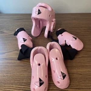 Century Sparring Gear Youth Pink Some Scuffs and Wrinkles Minor Tears - Picture 1 of 12